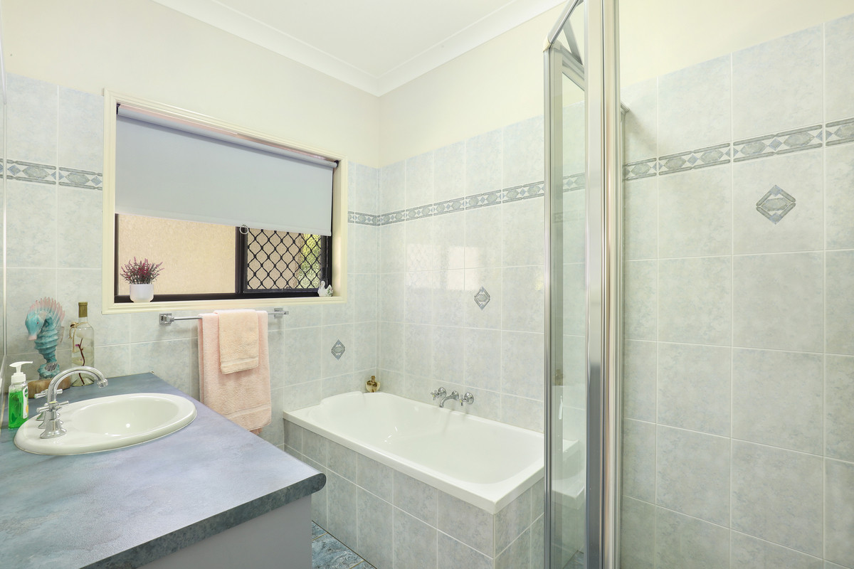 Listing image for 1/17 Traill Crescent, Currimundi  QLD  4551