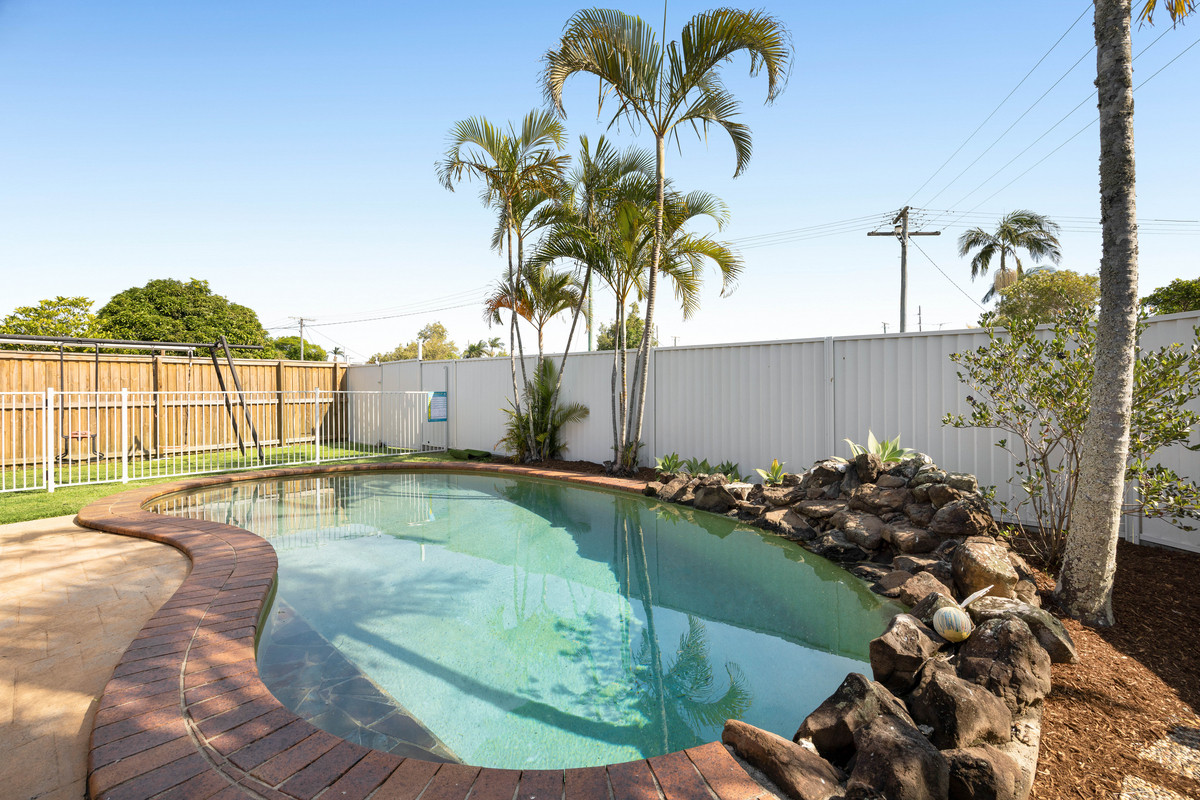 Listing image for 1 Elonera Street, Currimundi  QLD  4551